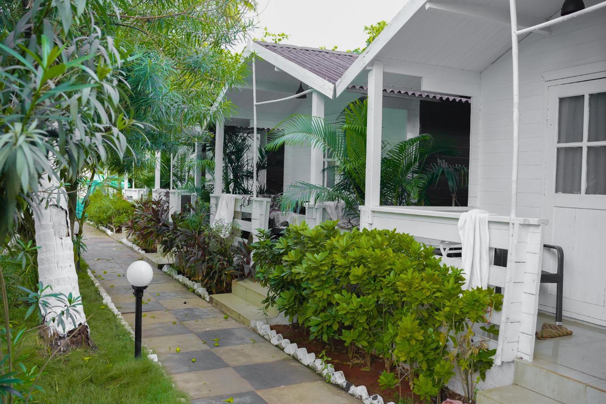 Seabliss Cottages Morjim Exteriér fotografie